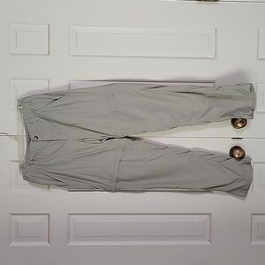 Columbia Titanium womens active convertible pants sz 8 Omni Dry